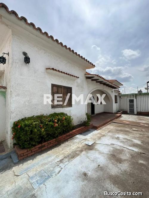 Casa Comercial-Venta. Remax Millenium