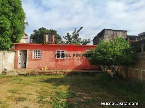 CASA COMERCIAL VENTA AV LAS DELICIAS MARACAIBO SWUETTER API 4117