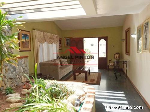 CASA VENTA CALLE CERRADA CANTACLARO MARACAIBO SWUETTER API 4127
