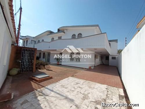 CASA COMERCIAL VENTA URB. CANAIMA MARACAIBO SWUETTER API 4141