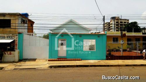 Venta Casa y Galpón Urbanización Urdaneta