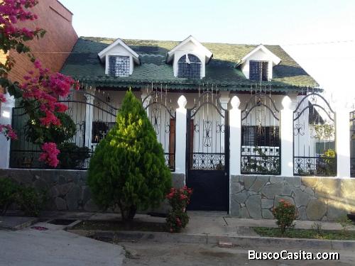 Nelida Lugo vende Casa en Urb. Ciudad Jardín Mañongo. Naguanagua, COD: FOC-904