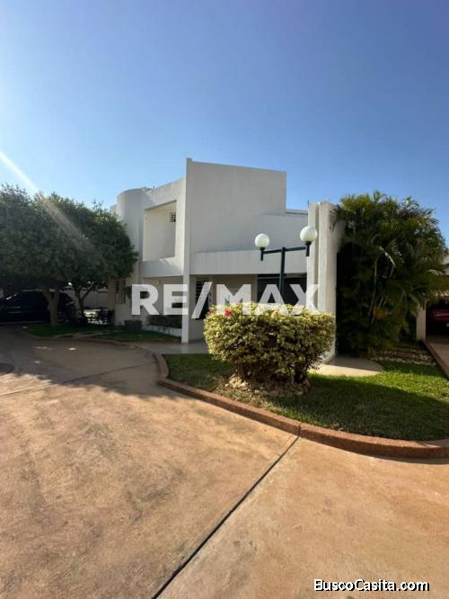 Casa En Venta Villa Villamarina. Remax Millenium.