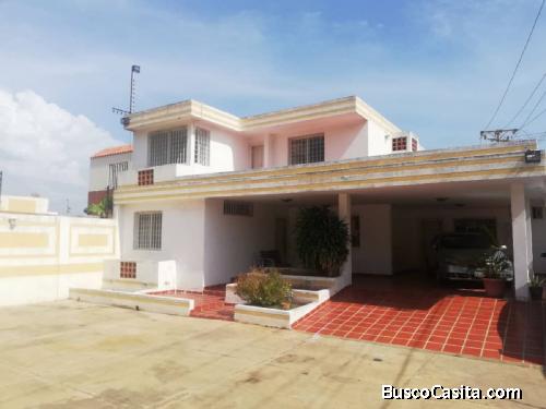 casa venta maracaibo en  la Picola 050924