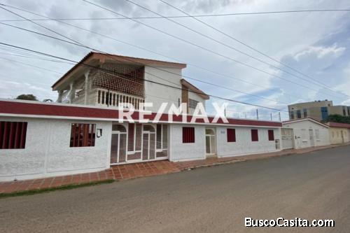 Quinta En Venta Urb. La Macandona. Remax Millenium