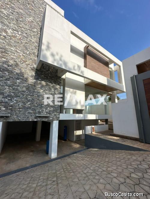 Casa En Villa Fortaleza Creole. Remax Millenium