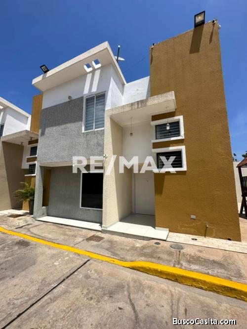 Townhouse en Venta. Villa Sofia. Remax Millenium