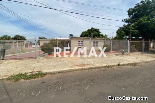 Casa Comercial. Sector El Manzanillo. Remax Millenium