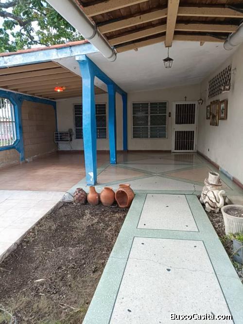 VENDO CASA RESIDENCIAL O COMERCIAL EN URB EL RECREO