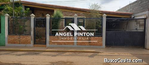 CASA SWUETTEREN VENTA ALTOS DEL SOL AMADO MARACAIBO API 7010