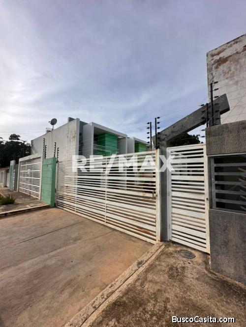TownHouse en Venta Villa Marbella Remax Millenium