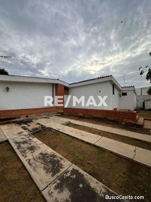 Casa en Venta Urb. Doral Sur. Remax Millenium