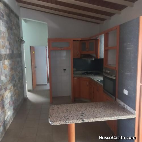 Casa en Urb Cañaveral en venta, ubicada cerca a la Av Ribereña, Cabudare
