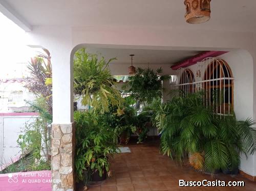 AMPLIA CASA EN VENTA EN LA ESMERALDA, SAN DIEGO