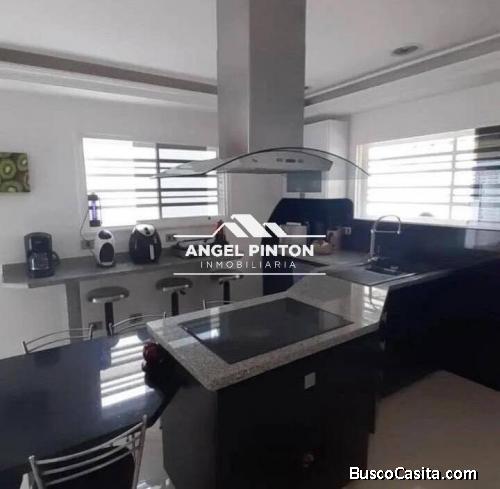 CASA QUINTA EN VENTA COLINAS DE CARRIZAL LOS TEQUES SWUETTER  API 6497