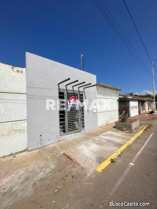 Casa En Urb. La Picola. Remax Millenium