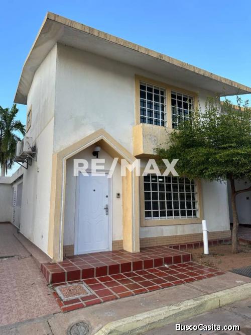 Townhouse en Venta. Villa Lagunita Country. Remax Millenium