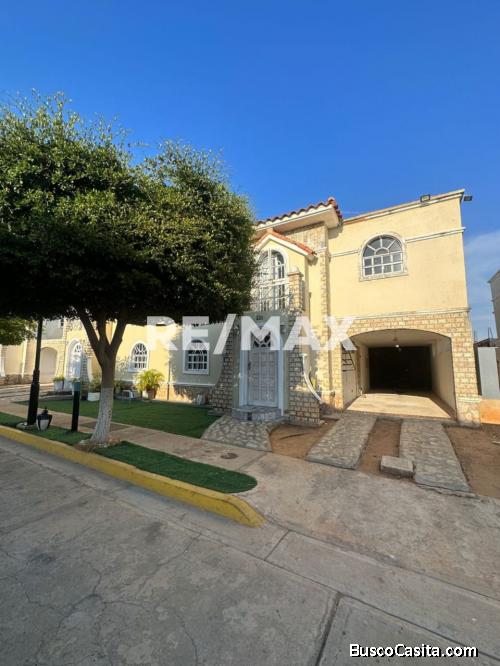 Casa en Venta Villa Rosmini II. Remax Millenium
