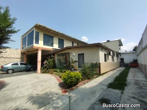 OPORTUNIDAD POR INVERSION - VENTA DE CASA DE DOS PLANTAS., MUNICIPIO SAN DIEGO