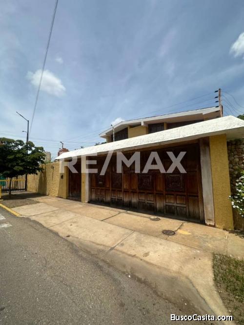 Quinta en Venta Urb. La Estrella. Remax Millenium