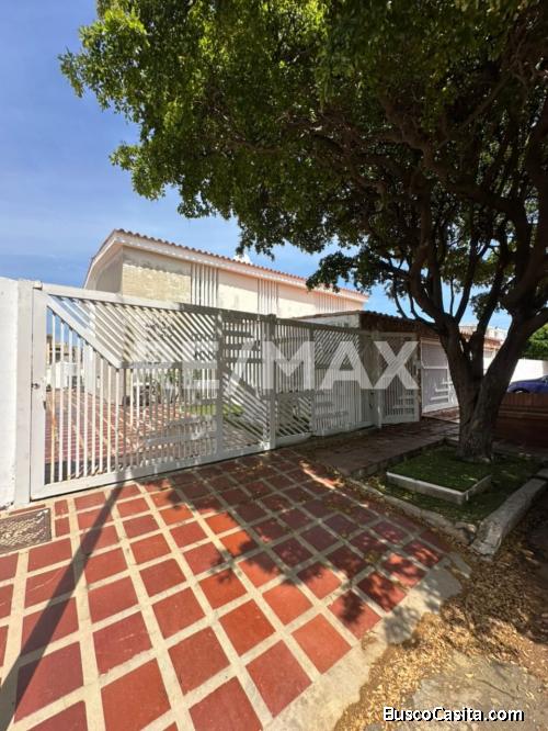 Quinta en Venta Urb. Doral Norte. Remax Millenium