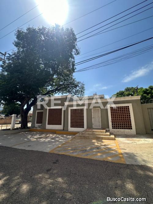 Casa Comercial en Venta Sector Las Mercedes, Remax Millenium