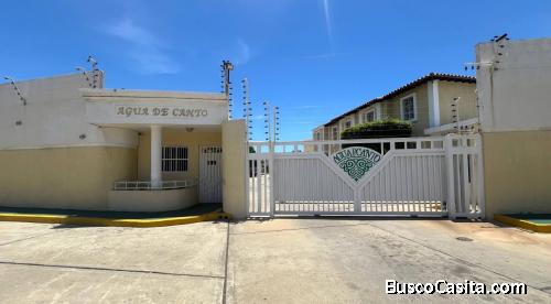 Casa Venta-Alquiler Villa Agua De Canto. 110925