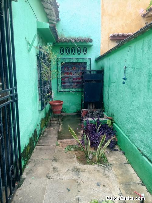 En Venta Casa Colonial en La Candelaria 