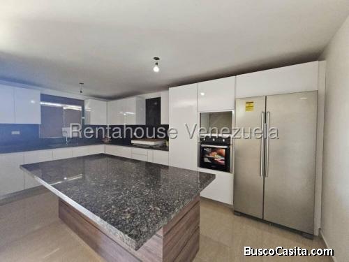 Casa en venta por la Variante Sur en Coro Estado Falcón, Venezuela.