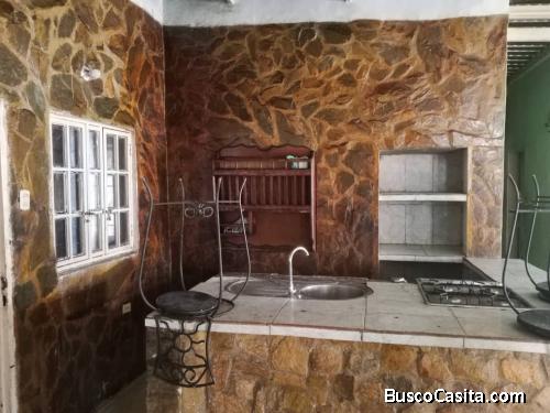 ¡Oportunidad de Inversión! Amplia Casa en Yagua, Comunidad la Milagrosa