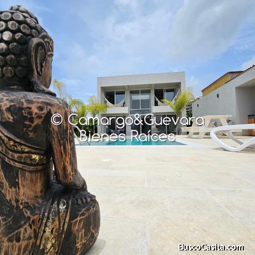 Camargo & Guevara Bienes Raíces Vende Casa en Puerto Encantado