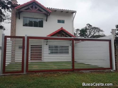 Hermosa Casa a Estrenar Zona Norte 7mo Anillo