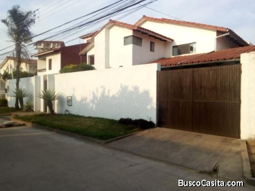Hermosa casa en Santa Cruz