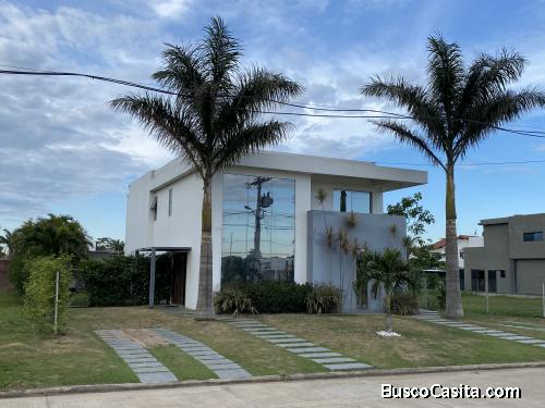 Urbanización en Urubó