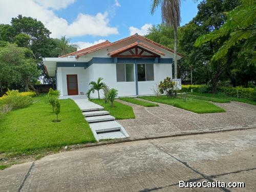 HERMOSA VIVIENDA A ESTRENAR EN LA MEJOR UBICACIÓN EN EL URUBÓ.
