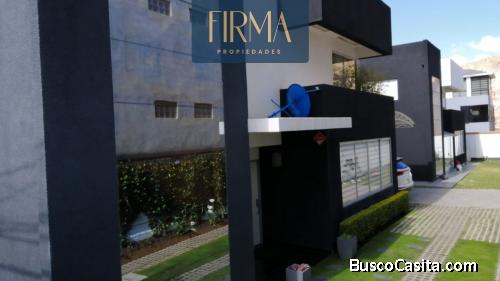 CASA EN VENTA DE 3 DORMITORIOS EN IRPAVI II, CONDOMINIO PRIVADO