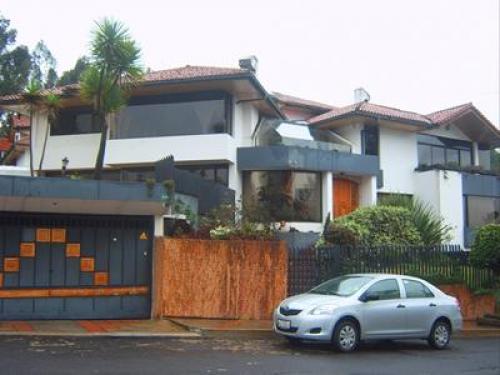 Casa de Lujo en Monteserrin