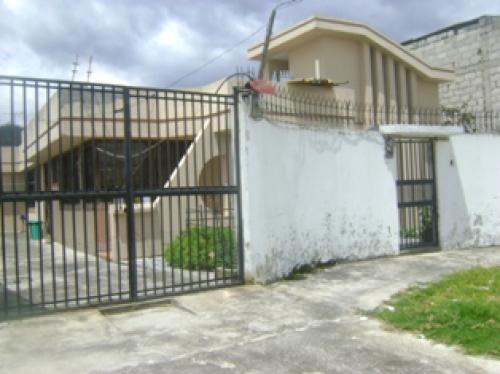 SE VENDE BONITA CASA EN LA CIUDADELA IMBAYA