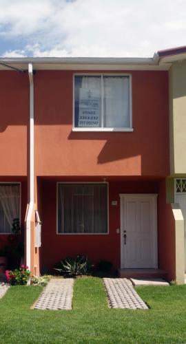 CASA CONJUNTO PRIVADO VIÑA DE POMASQUI, ALADO DE CEMEXPO, DOS PLANTAS, 95m2 DE CONSTRUCCIÓN $49.900