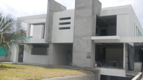 CUMBAYA HERMOSAS CASAS  POR ESTRENA