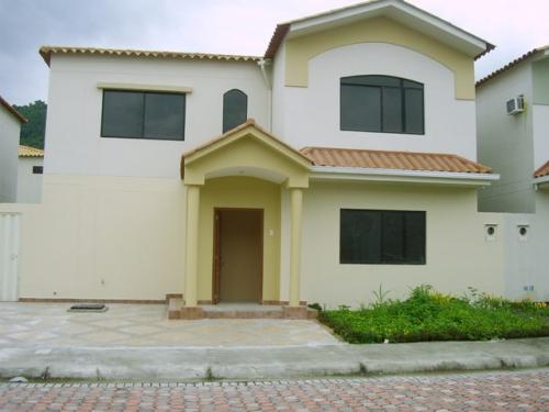 CASA DE ESTRENO VIA A LA COSTA