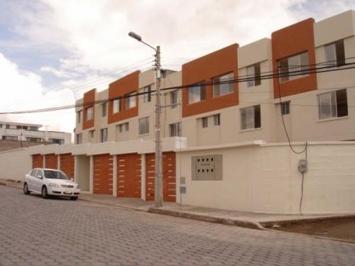 Conjunto San Rafael de Calderón