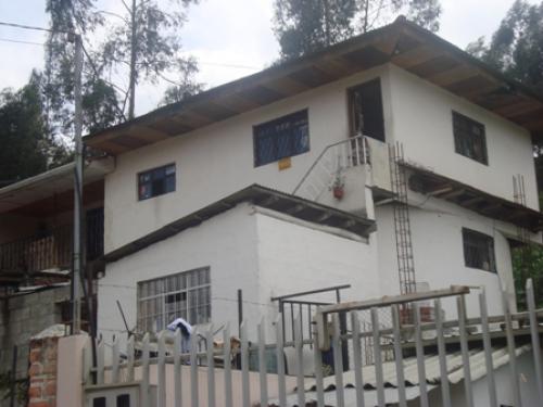 DE OPORTUNIDAD CASA CON TERRENO SECTOR LAZARETO