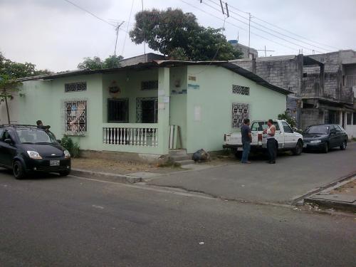 vendo casa en el sur. coop. Floreta 3