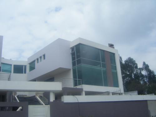 CASA DE VENTA POR ESTRENAR EN CAMPO ALEGRE