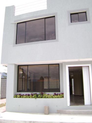 POR ESTRENAR CAPELO ACABADOS DE PRIMERA $85.000,-