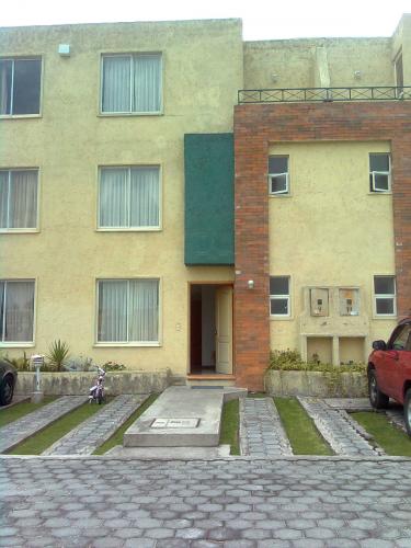 $68.000,- 4 DORMITORIOS VALLE DE LOS CHILLOS-SECTOR CONOCOTO