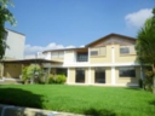 VENTA DE CASA SECTOR 23 DE JUNIO-CONDADO