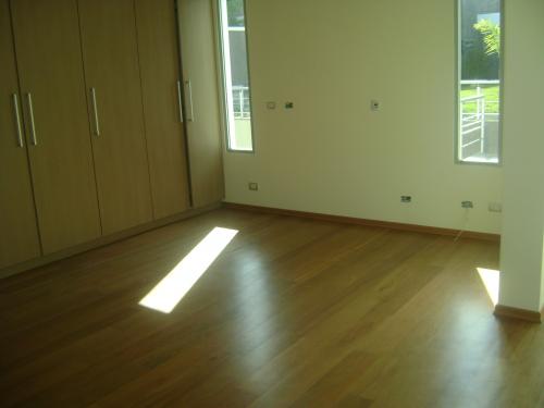 NAYÓN URBANIZACIÓN PRIVADA ESTRENE MODERNA