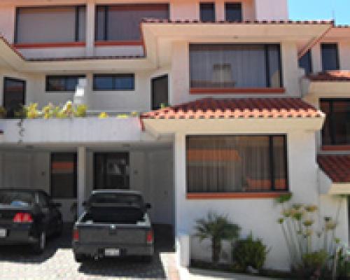 Vendo casa en Condomino